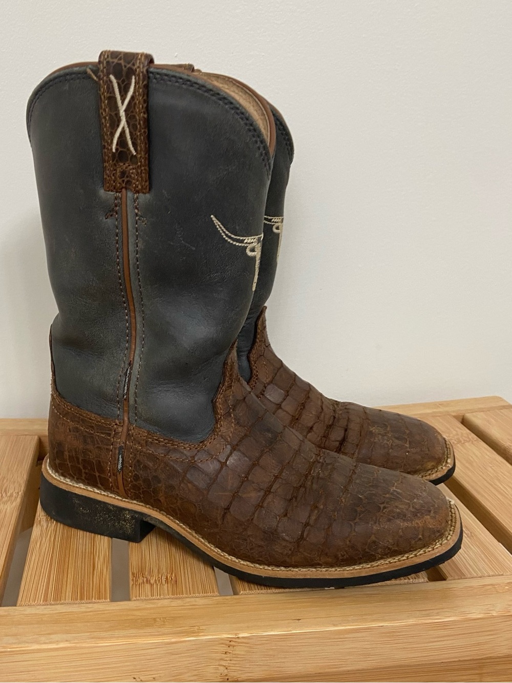 Twisted X Brown Croc-Embossed Foot with Black Shaft Western Boots